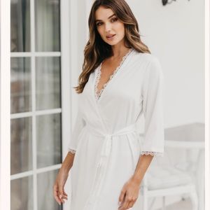 Ellie lace trim robe